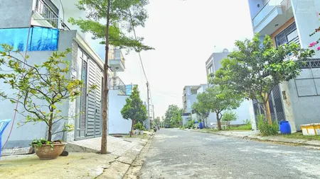 Liền kề Vành Đai 2 cách 500m nền cực đẹp giá 2,19Tỷ, Bưng Ông Thoàn, Phú Hữu, Quận 9.
