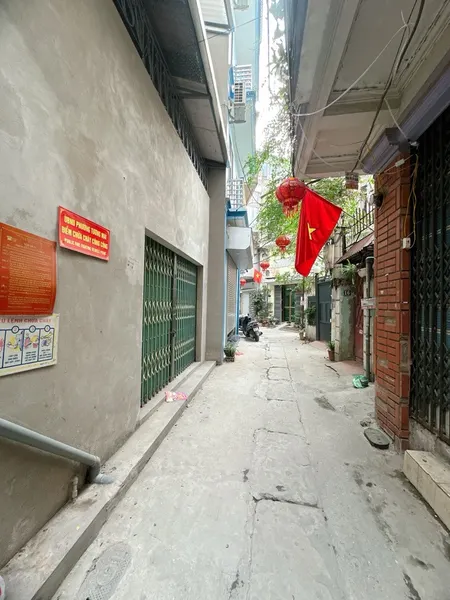 Bán nhà cũ 52m2 Dương Văn Bé - ô tô đỗ cửa - khu dân trí cao