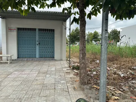 Kho 5 triệu mới 100% gần bến xe Hồng Loan