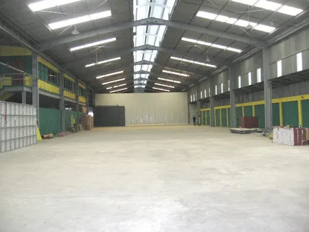 Cho thuê 15.000m2 Kho Xưởng Tân Uyên , Giá rẻ ,Giấy tờ đầy đủ , tiếp đa ngành nghề. LH 0798530267