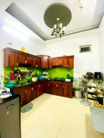Bán nhà MẶT TIỀN Kinh Doanh chỉ hơn 4 đồng,Đông Hòa,GIÁ QUÁ RẺ