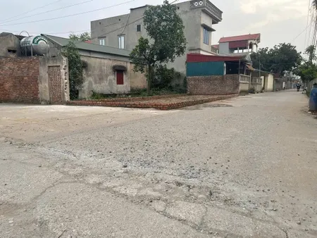 Chính chủ gửi bán lô Hoa Hậu tại cát lư, chỉ đạo, văn lâm, Hưng yên: 0835459289