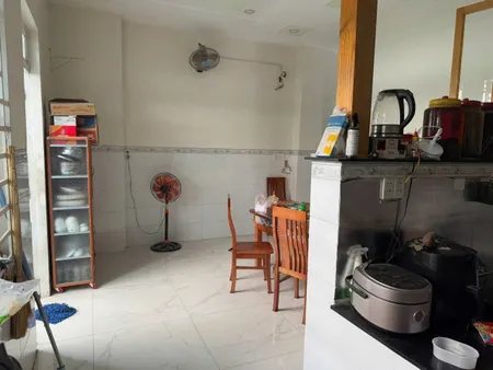 BDS HVL [NC]  Cho thuê nhà nguyên căn, mặt tiền đường lò lu (đang mở rộng 30m)