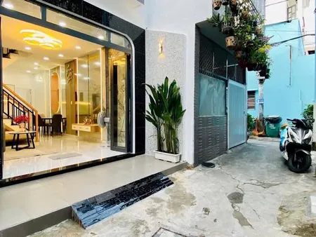 NHÀ PHỐ KHU TRUNG TÂM - GÒ VẤP