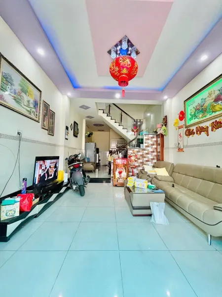 Nhà 3 tầng BTCT Gò Dầu, 55m², hẻm 6m thông, xe hơi vào nhà – giá 6.5 tỷ còn TL