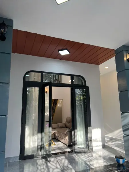 Bán nhà hẻm Lương Đình Của xã Vĩnh Ngọc TP Nha Trang. Nhà nội thất mới như hình.
