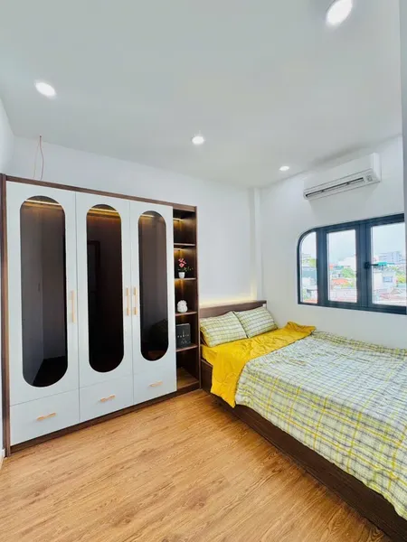 Bán nhà Bình Thạnh, 4.95 tỷ, ngang 3.7m dài 6m, 5 tầng, hẻm xe máy, gần Xô Viết Nghệ Tĩnh.