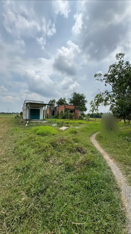 BÁN NHÀ KẾ VINGROUP HÂU NGHIA 1km