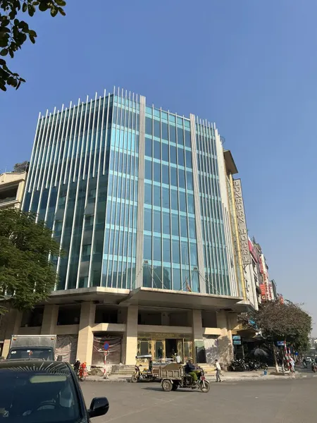 2 BUILDING TRẦN THÁI TÔNG - DUY TÂN, 3 MẶT THOÁNG VĨNH VIỄN, DÒNG TIỀN 300 TRIỆU/THÁNG
