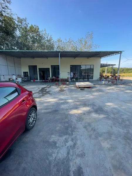 Bán nhà xưởng đang hoạt động tại Phú Giáo – Diện tích 6.300m² – Giá chỉ 13 tỷ. Liên hệ: Chothuexuongmiennam.com - 0366632092