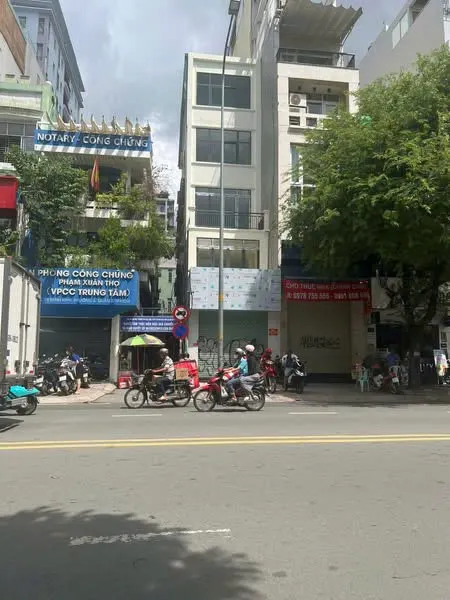 CHO THUÊ NHÀ MẶT PHỐ NGUYỄN THỊ MINH KHAI - Q.3 - GIÁ 90 TRIỆU/THÁNG - VỊ TRÍ VÀNG, KINH DOANH SẦM UẤT