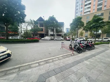 🌟 BÁN CĂN HỘ CAO CẤP - MẶT PHỐ TÂN MAI - VIEW HỒ ĐỀN LỪ - 92M² - GIÁ CHỈ 6.5 TỶ! 🌟