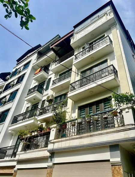 BÁN NHÀ MỚI XÂY QUAN HOA, CẦU GIẤY, 65M, 4 TẤNG, 5M,  13 TỶ 500, 40M RA MẶT PHỐ.