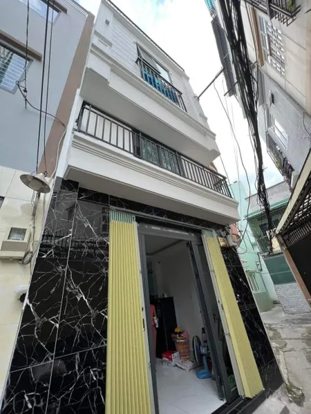PHÚ NHUẬN - 4 TẦNG - MỚI, ĐẸP LUNG LINH - VÀO Ở NGAY - NHỈNH 4.5 TỶ