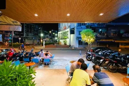 🏥 Chỉ 55tr – thuê ngay nhà 4 tầng MTKD Quận 10, 6x20m, lề rộng 10m