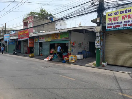 MẶT TIỀN KINH DOANG NGAY TRƯỜNG HỌC THUẬN GIAO