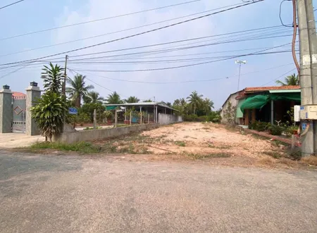 Bán đất 1023m². Giá 190 triệu ngay khu công nghiệp dân đông. O931.783.2O9