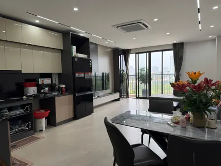 SIÊU PHẨM NHÀ TÁI ĐỊNH CƯ NGỌC THỤY – LONG BIÊN - PHÂN LÔ – GARA 2 Ô TÔ – THANG MÁY – FULL NỘI THẤT