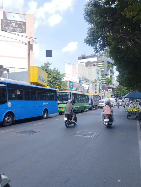 Ngộp khuông Việt - Đầm Sen Q11 - 4x18m2 - HXH tránh KD - 3 tầng