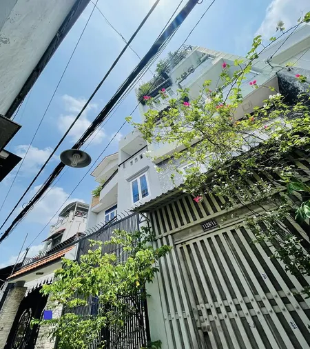 Chú khóc hết nước mắt hạ 1,2 tỷ, hẻm 4m Trường Sa, P13, Phú Nhuận,70m2, 2 tầng, 6,7 tỷ