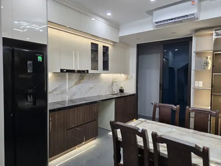 BÁN NHÀ -PHỐ TÔN ĐỨC THẮNG-3TẦNG -NHÀ ĐẸP Ở NGAY-2 MẶT THOÁNG Ô TÔ ĐỖ CỔNG