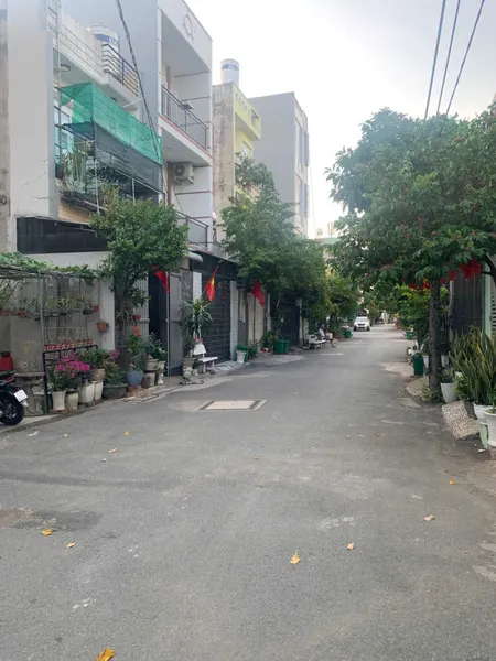 NHÀ HẺM XE HƠI NGUYỄN DUY TRINH, PHÚ HỮU, THỦ ĐỨC, 4 TẦNG, 56M2, 4PN, NHỈNH 5 TỶ.