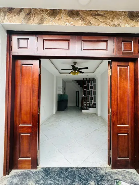 BÁN NHÀ 5 TẦNG SIÊU ĐẸP – Ô TÔ ĐỖ CỬA – DI TRẠCH, HOÀI ĐỨC, Hà Nội – GIÁ CHỈ HƠN 4 TỶ