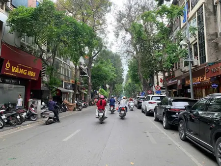 Bán Lô góc 2 mặt tiền phố Hàng Muối  Hoàn Kiếm Hà Nội,nhà 4 tầng, diện tích 92m, mặt tiền 6m, tài chính 125 tỷ.