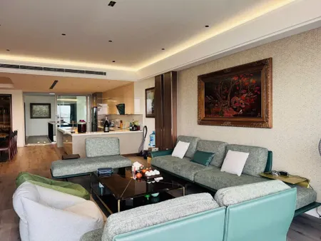 BÁN NHÀ PHÂN LÔ NGHĨA TÂN, LÔ GÓC, Ô TÔ TRÁNH, KINH DOANH ĐỈNH, 63M2 CHỈ HƠN 18 TỶ