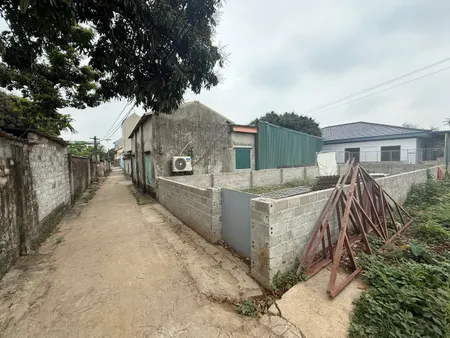 Bán lô 126m Đông Sơn, lô góc 2 mặt tiền cách ql6 chỉ 200m
