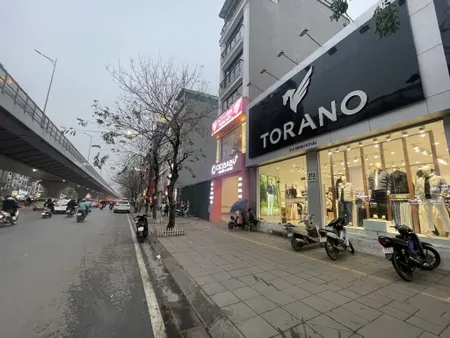 MẶT PHỐ NGUYỄN VĂN CỪ 90M2 MẶT TIỀN RỘNG 8.2M - LÔ GÓC - VỈA HÈ RỘNG