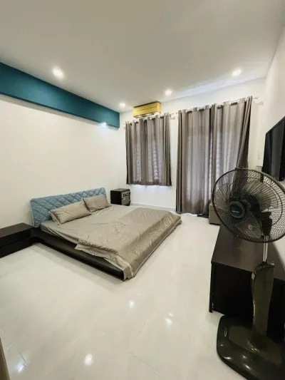 **Bán nhà hẻm xe hơi Bạch Đằng** p2, Tân Bình; (4*16) 3 tầng - nhỉnh 11 tỷ