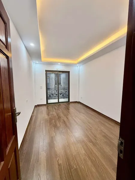 Nhà đẹp, Tam Hiệp, Thanh Trì, 41m2*4 tầng, Giá 5.85 tỷ