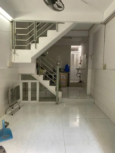 *BÁN GẤP NHÀ Q5-SHR,2Căn Ra MT Nguyễn Văn Cừ 4Tầng BTCT Giá Siêu Tốt 3TỶ150TR