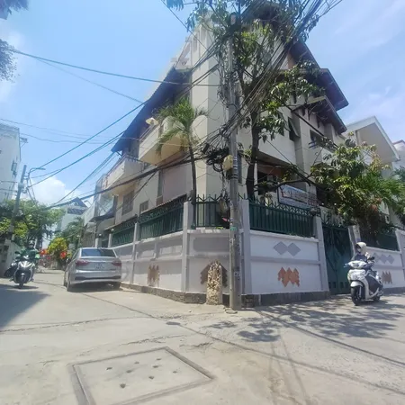 Chỉ 100 tr/ m2 có biệt thư lô góc hẻm 8m ngang 10m x 13.9m, 4 tầng, kế KDC NAM LONG - TRẦN TRỌNG CUNG , QUẬN 7