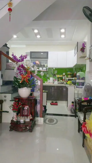 GIÁ MỀM NHẤT QUẬN 3- 8 TỶ - Lý Chính Thắng -DT:32M- Diện Tích Xây dựng: 27,60m² - Diện tích sàn: 122,10m²- tầng trệt, Lửng, 2 lầu, sân thượng + Tum.-Phòng Khách, Bếp, 6 PN, 7WC-
