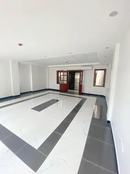 Bán nhà mặt phố Hào Nam 55m siêu kinh doanh