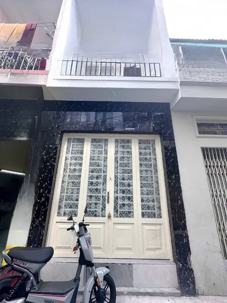 Nhà mới 1 lầu gần MT Tùng Thiện Vương P12Q8