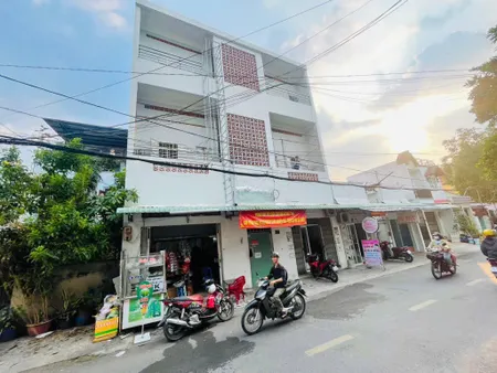 DÃY TRỌ 3 TẦNG - 40 PHÒNG & 2 KIOT FULL KÍN (10x25) MẶT TIỀN HIỆP THÀNH 05, Q12
