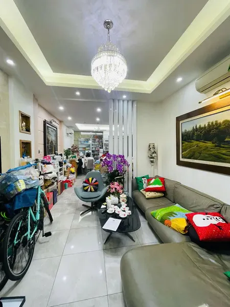 Phố Nguyễn Ngọc Nại 48 m2 x 4t MT 4.4 K/Doanh Ô Tô Vào Nhà 18.8 Tỷ Quận Thanh Xuân