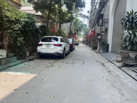 Bán nhà tân mai 5 tầng long lanh ô tô tải tránh kinh doanh hoàng mai