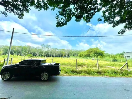 Bán lô đất mặt tiền quốc lộ 1A, có thổ cư, phủ hồng