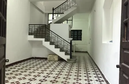 Cho thuê nhà ngõ ô tô KD Cà Phê, Spa...Vũ Tông Phan 60m2 x 2 tầng, 2 ngủ, 2 WC, 9 Triệu