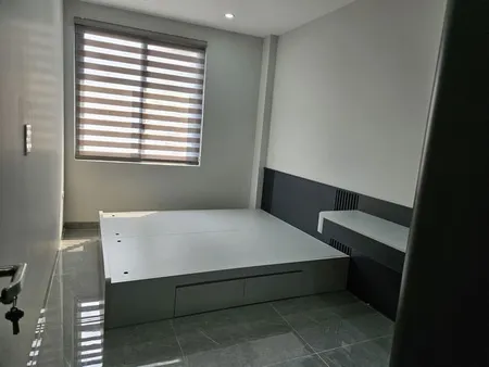 NHÀ MỚI Ô TÔ VÀO NHÀ KINH DOANH Phố Ngọc Lâm-Long Biên  39m2,X 6 tầng, MT 5m, 14 tỷ.