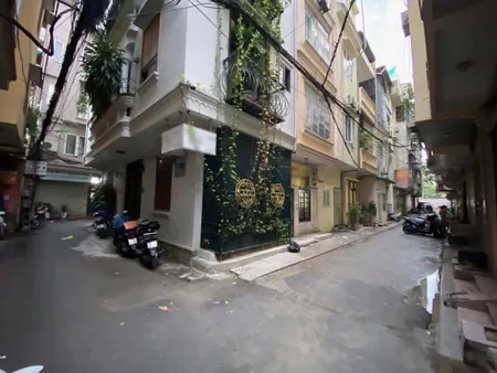 PHÂN LÔ 3 THOÁNG, 2 MẶT TIỀN PHỐ TRẦN QUỐC HOÀN - 5 TẦNG MỚI ĐẸP, VỈA HÈ KINH DOANH, OTO VÀO NHÀ - GIÁ 18 TỶ