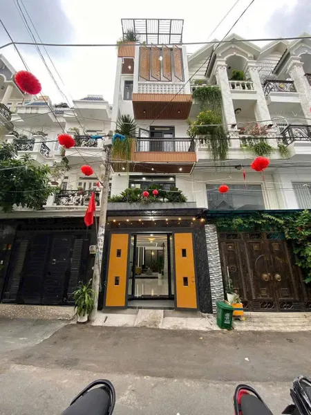 Bán nhà mới 100%, DTSD: gần  340M2 sàn - 4PN-5WC – Full nội thất - 6,2 Tỷ Bớt Lộc – Siêu Phẩm HXH. (Tổng Giảm 350tr)
