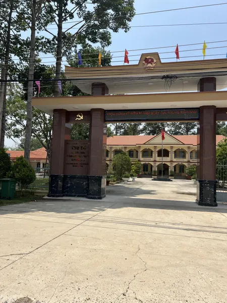 Bán đất  MT nhựa DH519, 10m mặt tiền, chính chủ bán 13ty7 , còn bớt Lộc