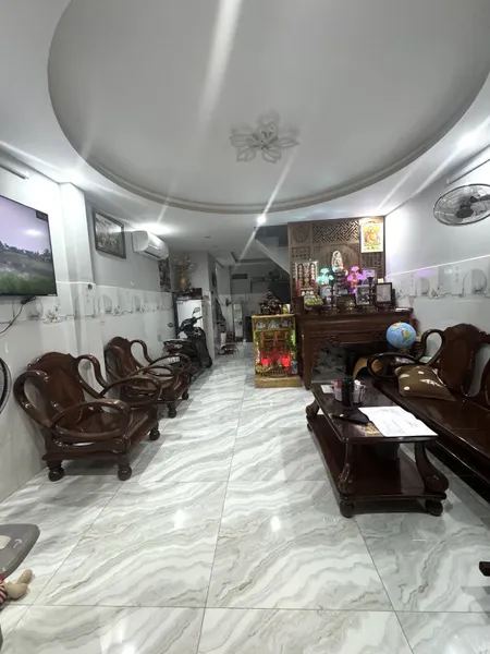 Bán nhà quận 6 - Hẻm xe hơi - Ngang bề thế 4,5m - Dtsd 116m2 - 6,4 tỷ