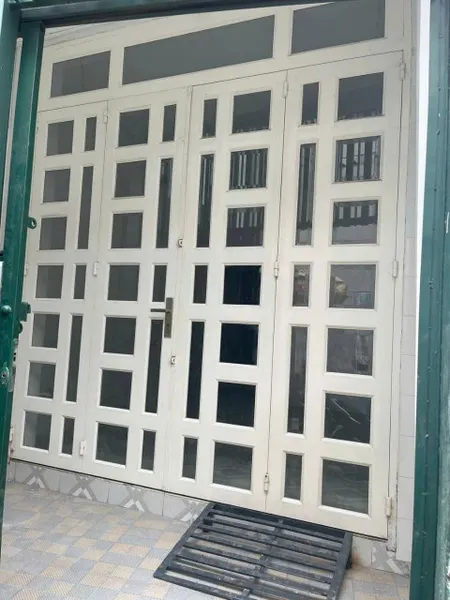 nhà 5,9 triệu 3 phòng ngủ gần Mít Nài