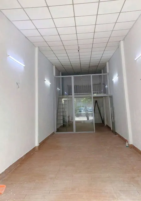 - Cho thuê nhà mặt tiền khu họ Lê. Quận Tân Phú.